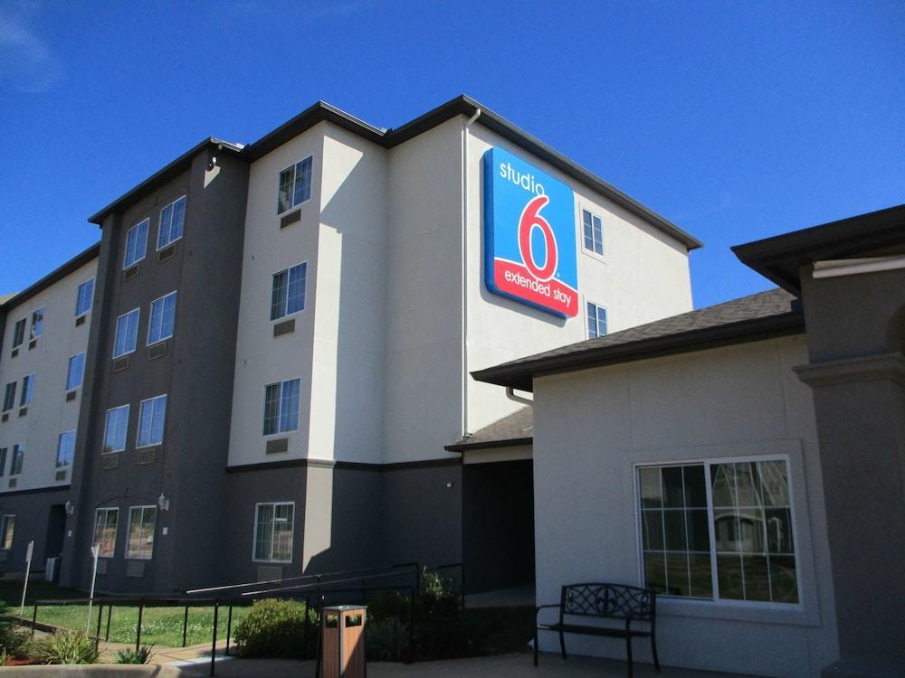 Quality Inn Leesville Екстер'єр фото