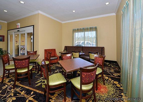 Quality Inn Leesville Екстер'єр фото