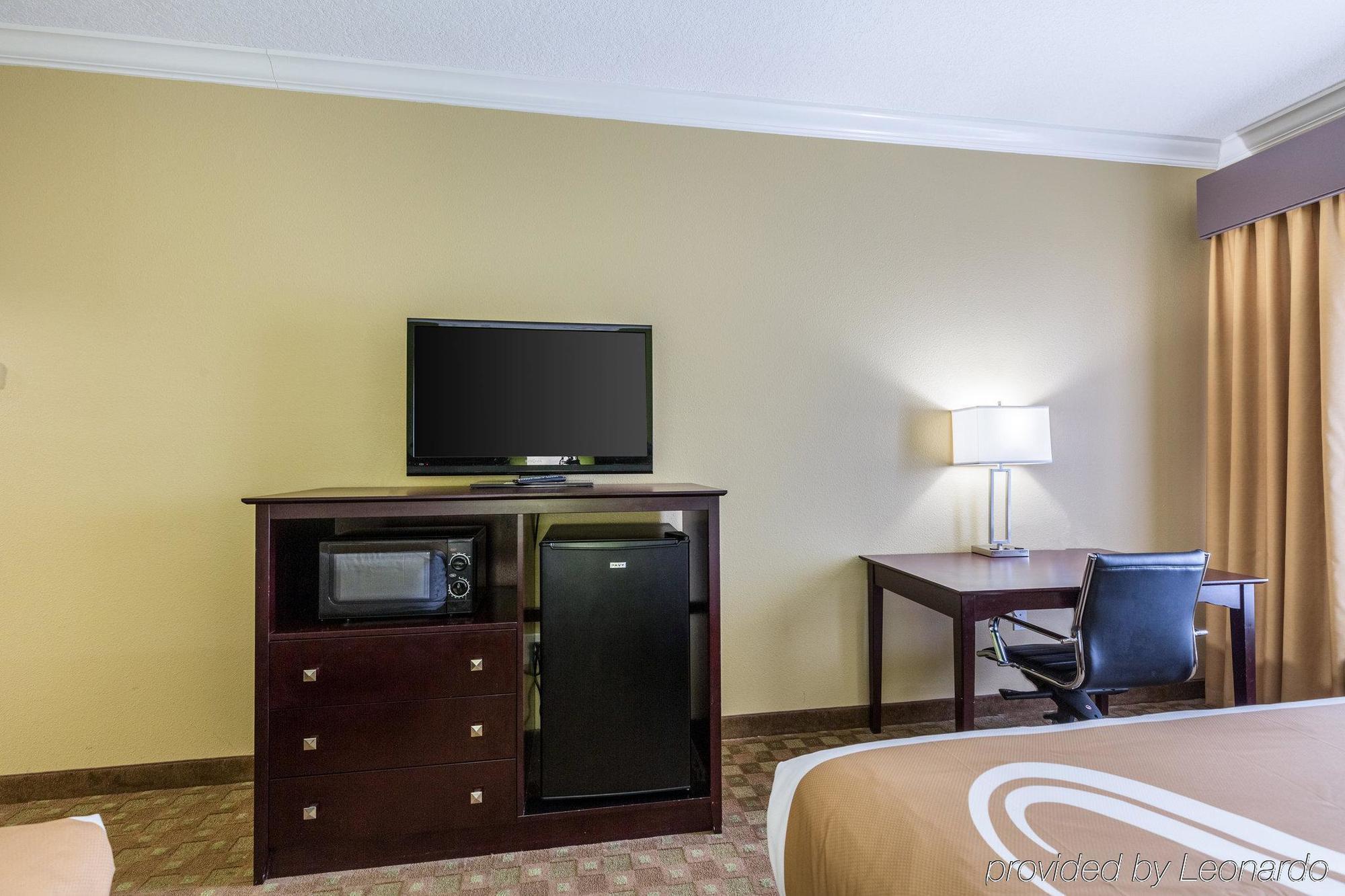 Quality Inn Leesville Екстер'єр фото