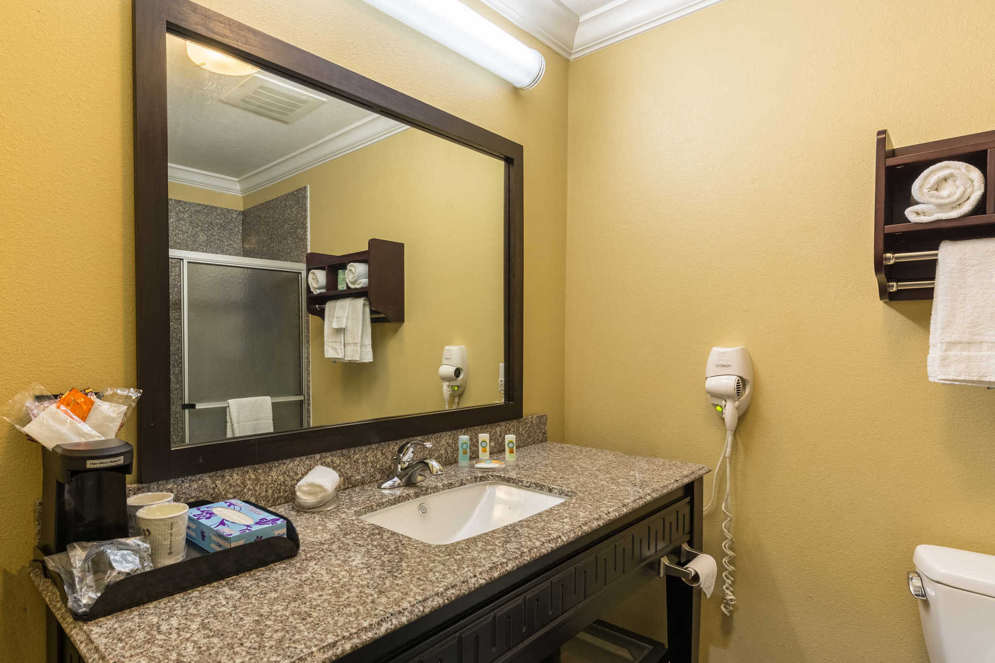 Quality Inn Leesville Номер фото