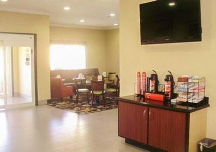 Quality Inn Leesville Екстер'єр фото