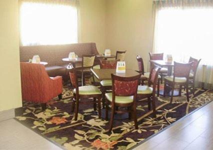 Quality Inn Leesville Екстер'єр фото